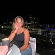 ¡Hola! Soy una profesora de inglés con el certificado Advanced (CAE), Con ganas de dar classe para todas las edades y niveles.